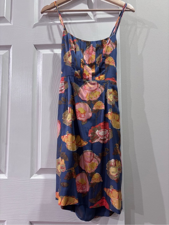 Maeve Dresses & Skirts - Anthropologie Maeve Floral Slip Dress cut out back
